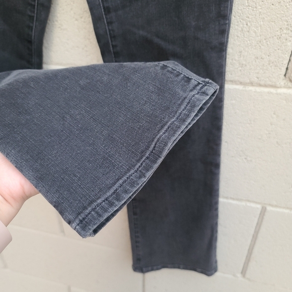 Madewell | Cali Demi-Boot Jeans in Bellspring Wash: Button-Front Edition Size 23 - Picture 7 of 13